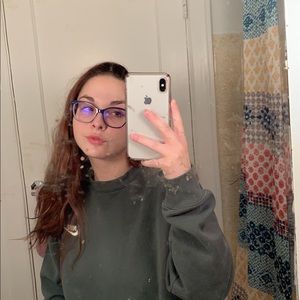 Meet your Posher, Chloe